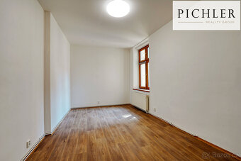 Pronájem bytu 3+1, 82 m², Plzeň, Bezručova - 11
