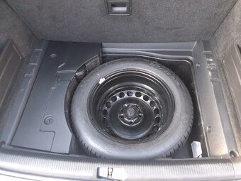 Volkswagen Passat kombi 2.0 TDI DSG Bi-XEN NAVI,Taž.zařízení - 11