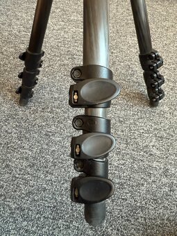 Stativ Manfrotto 055CXPRO4 + hlava Gitzo GH1781QR - 11