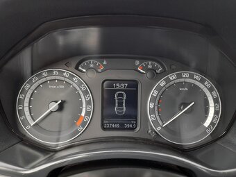 Škoda Octavia RS 2,0 147 KW 1. MAJ. SERV.KN - 11