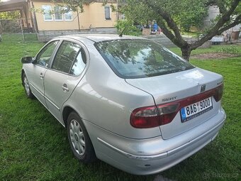 Seat Toledo 1.9tdi 81kw r.2008 - 11