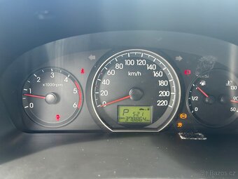 Hyundai H1 - 11