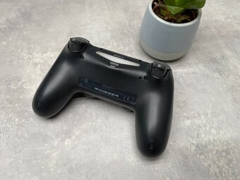PS4 Slim v krásném stavu, 1TB disk, hry (PlayStation 4) - 11