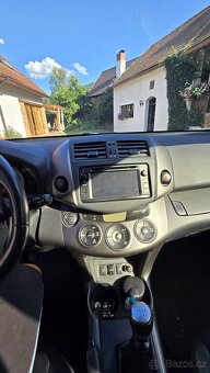 Toyota Rav 4, 2.2 D - 11