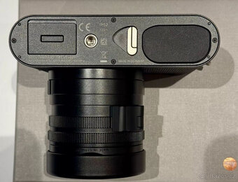 Kompaktní fotoaparát Leica Q2 47,3 MP model 19050 černý, v p - 11