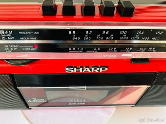 Radiomagnetofon Sharp QT 244, rok 1986 - 11