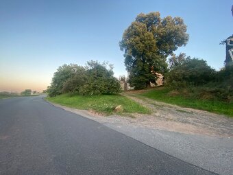 2783m2 Bývalá Zem. usedlost - 30min - Praha Ruzyně - 11