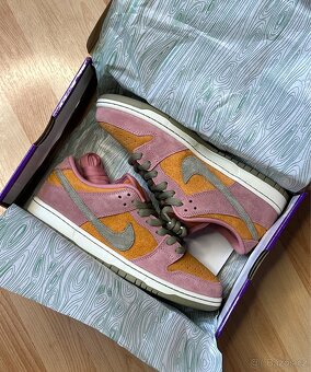 Nike SB Dunk Low Pro - 11