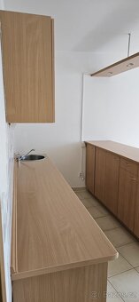 Pronájem bytu 1+kk 28m2 Pardubice - 11