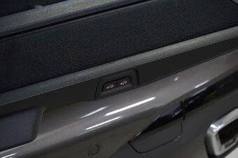 BMW X7, 40i,M-PAKET,HUD,PANO,ZÁRUKA - 11