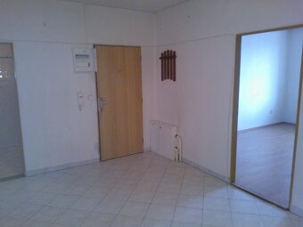 Pronájem bytu 3 + 1 s balkonem, lodžií, park. stáním Olomouc - 11