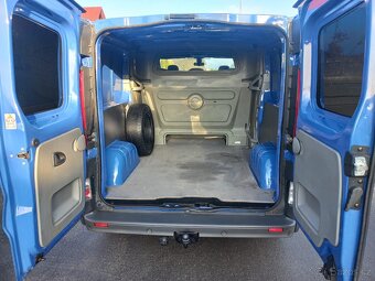 OPEL VIVARO 2.0CDTI 84KW LONG 5/6 MÍST R.V.2014 - 11