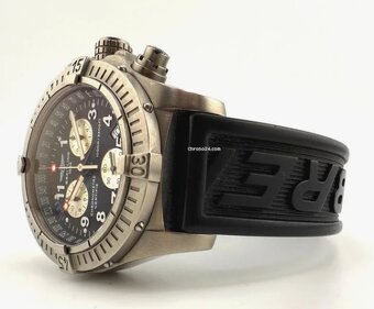Breitling Chrono Avenger M1 - Rare 2009 Model - 11