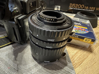 Nikon D5200 s bohatým příslušenstvím - 11