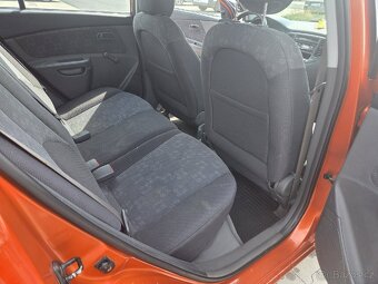 Kia Rio 1.4 71 kw - 11