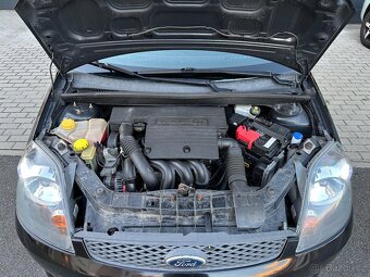 Ford Fiesta MK6 - 11