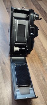 Minolta X-7A + objektiv MD 50/1.7 - 11