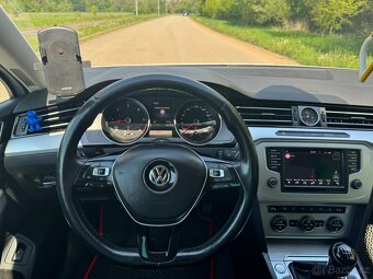 Volkswagen Passat 1.6TDI 88kw - 11