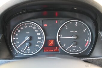 BMW X1 2.0d 105kW XDrive + Navi + Xenon + - 11