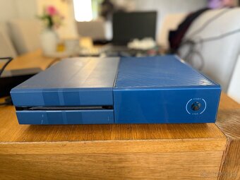 Xbox One 1TB Forza Limited Edition - 11