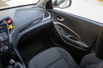 Hyundai Santa Fe 2.0 CRDi VGT 4x4 - 11