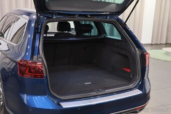 VW Passat B8 GTE 1.4TSI 160kW Elegance - záruka Autodraft - 11