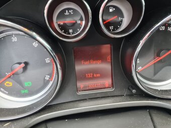 Opel Insignia 2.0 D 2009 - 11