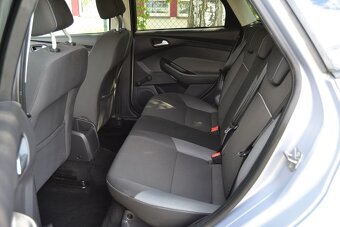 Ford Focus 1.6i 16V Cool&Connect PERFEKTNÍ STAV 91 500KM - 11