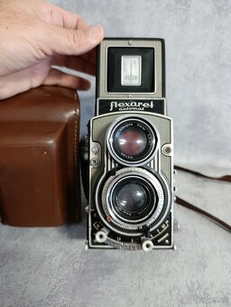 Starý fotoaprát Flexaret automat + kož.obal + stativ. - 11