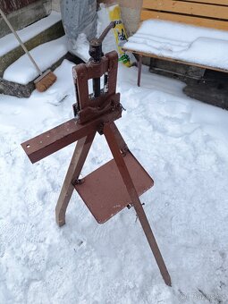 Retro dílenské vybavení - 11