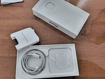 Apple iPhone 13 mini - 11