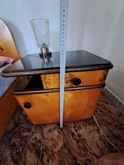 Starožitný fladrovaný nábytek - 11
