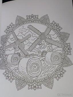 Omalovánky 50 Autumn Mandalas - 11