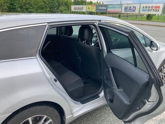 Toyota Avensis 1,8 benzin 2014 - 11