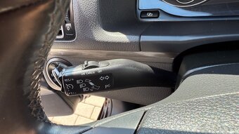 Volkswagen Touran //1.6TDi//77kW//COMFORT//7MÍST//1MAJ// - 11