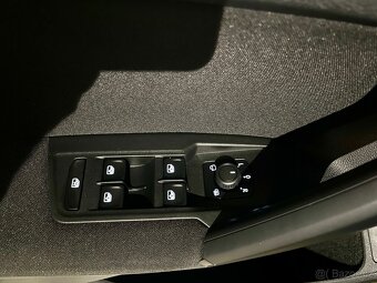 Volkswagen Tiguan 1,5TSI 110kW Elegance 4x2 DSG - 11