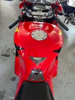 Honda VTR 1000 SP1 - 11