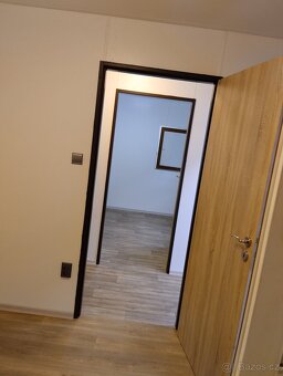 Stavební buňka, obytný kontejner - 11