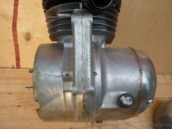 ČZ 128/453 nový motor uloženka - 11