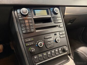 Volvo XC90,  2.4 D5 4x4/7 MÍST/PANORAMA/TZ - 11