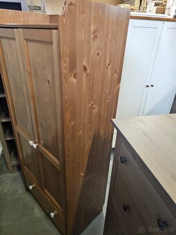 ŠATNÍ SKŘÍŇ IKEA LEKSVIK - 11