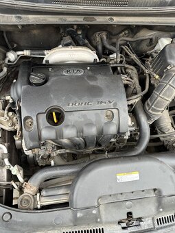 Kia ceed 1,4 benzin - 11