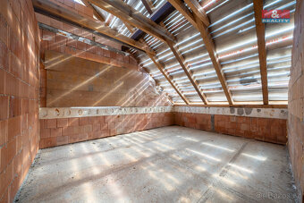 Prodej rodinného domu, 231 m², Kameničná - 11