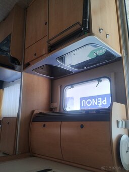 Obytný přívěs karavan - 11