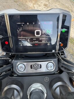 Yamaha XSR 900 - 11