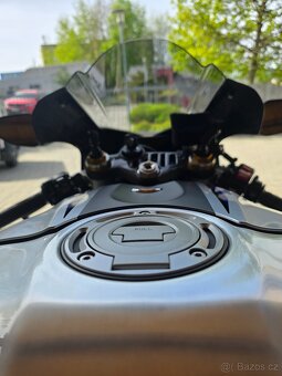 Yamaha R1M - 11