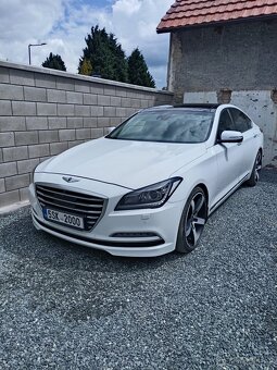 Hyundai Genesis 3.8.rok 2015 bílá perleť - 11