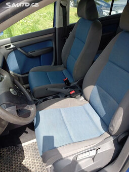 Volkswagen Touran 1,4 TSi - 11