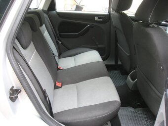 Ford Focus 1.6i 100PS Kombi Trend - 11