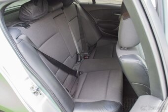 BMW Rad 1 118d A/T E87 - 11